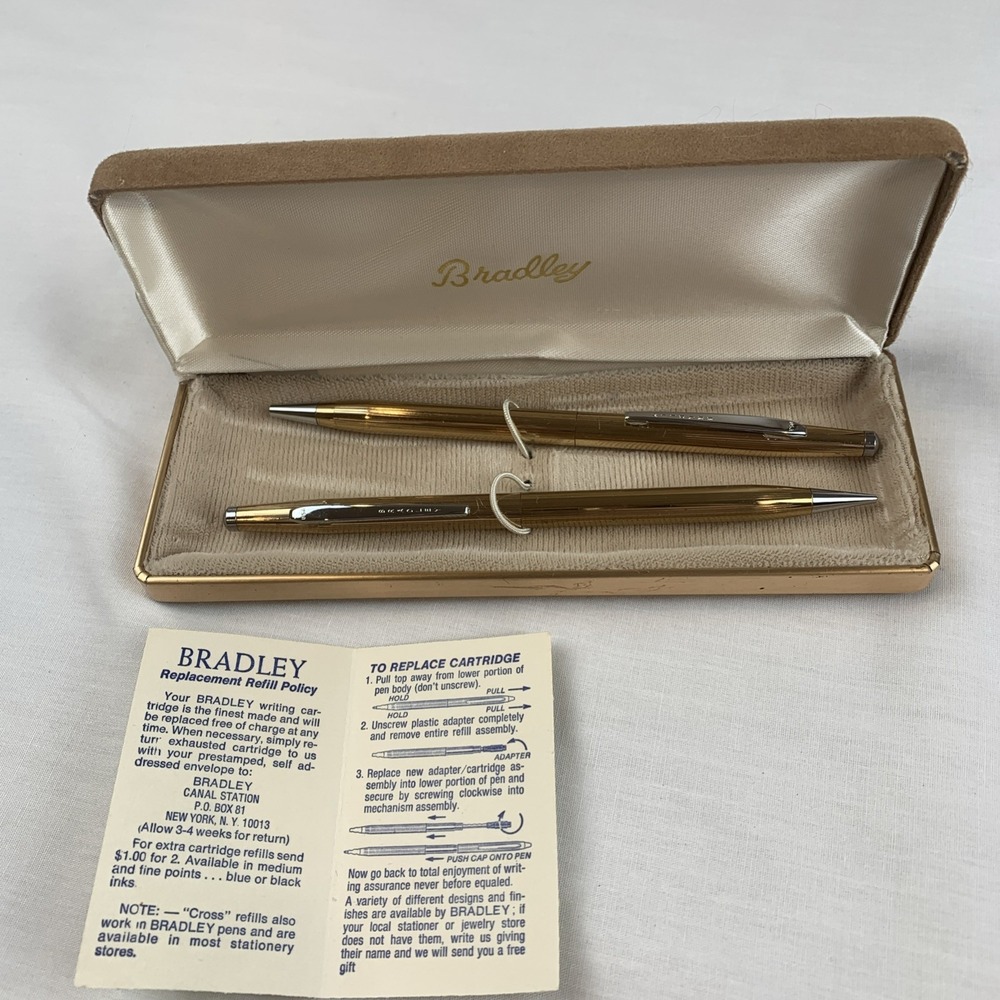 Vintage‎ Bradley Pen and Pencil Set Gold Tone Ribbed with Original Case USA